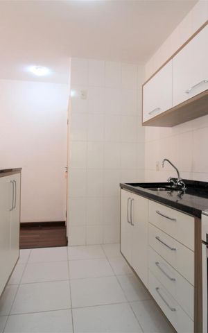 Apartamento para alugar com 65m², 2 quartos e 1 vagaCozinha 