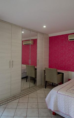 Casa à venda com 262m², 3 quartos e 4 vagasSuíte 1
