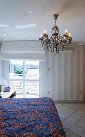 Casa à venda com 262m², 3 quartos e 4 vagasSuíte 3