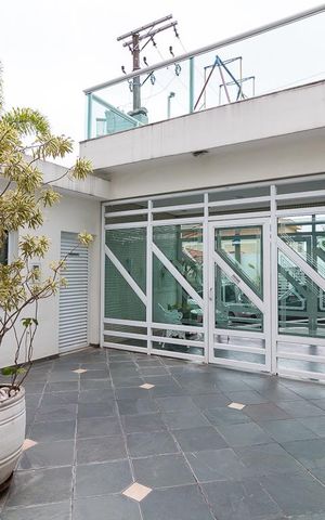 Apartamento para alugar com 59m², 2 quartos e 1 vagaFachada e portaria