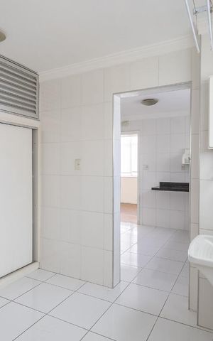 Apartamento à venda com 130m², 3 quartos e 1 vagaÁrea de Serviço