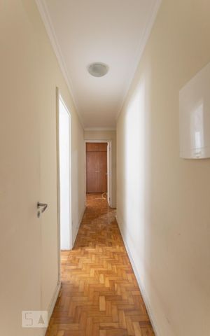 Apartamento à venda com 130m², 3 quartos e 1 vagaCorredor