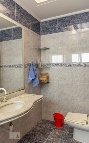 Apartamento à venda com 373m², 4 quartos e 3 vagas Apartamento à venda com 373m², 4 quartos e 3 vagasBanheiro