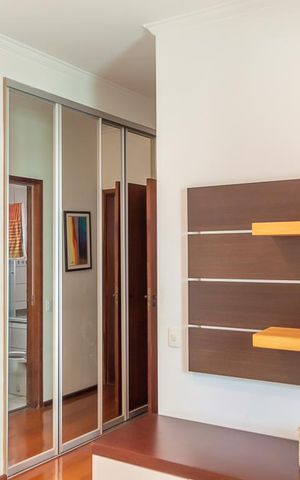 Apartamento à venda com 373m², 4 quartos e 3 vagas Apartamento à venda com 373m², 4 quartos e 3 vagasQuarto Suíte