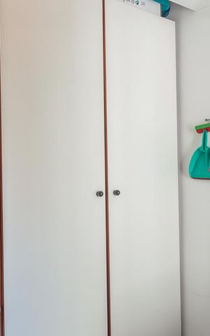 Apartamento à venda com 373m², 4 quartos e 3 vagas Apartamento à venda com 373m², 4 quartos e 3 vagasQuarto de Serviço