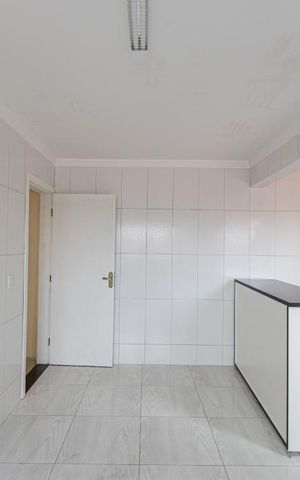 Apartamento para alugar com 85m², 2 quartos e 1 vaga Apartamento para alugar com 85m², 2 quartos e 1 vagaCozinha