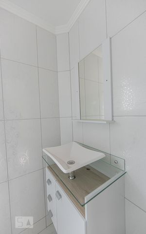 Apartamento para alugar com 85m², 2 quartos e 1 vaga Apartamento para alugar com 85m², 2 quartos e 1 vagaBanheiro Suite