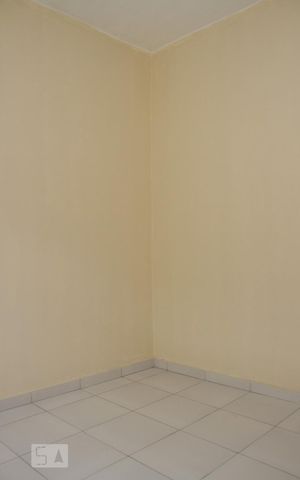 Apartamento para alugar com 62m², 3 quartos e sem vagaQuarto 01