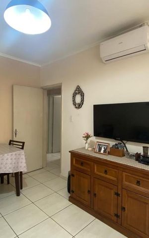 Casa à venda com 70m², 2 quartos e 1 vaga Casa à venda com 70m², 2 quartos e 1 vagaSala