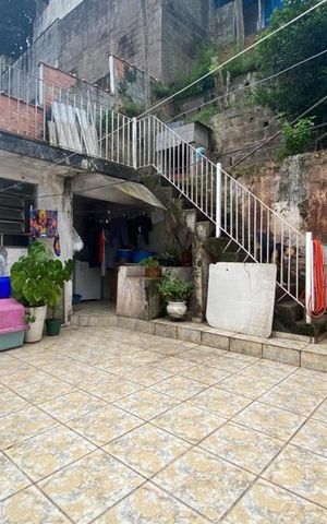 Casa à venda com 70m², 2 quartos e 1 vaga Casa à venda com 70m², 2 quartos e 1 vagaQuintal
