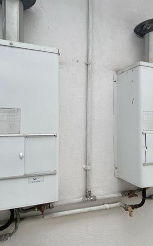 Casa à venda com 70m², 2 quartos e 1 vaga Casa à venda com 70m², 2 quartos e 1 vagaAquecedor