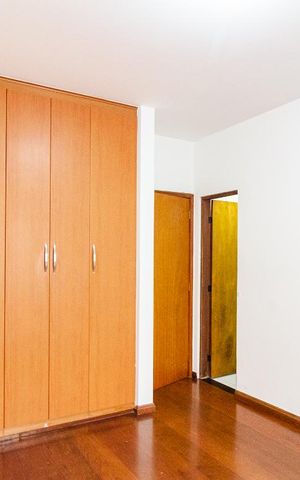 Casa à venda com 240m², 3 quartos e 4 vagas Casa à venda com 240m², 3 quartos e 4 vagasSuíte 3