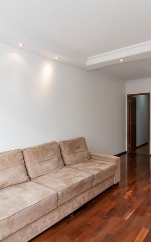 Casa à venda com 260m², 4 quartos e 3 vagasSala
