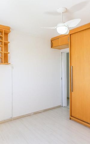 Apartamento à venda com 105m², 3 quartos e 2 vagas Apartamento à venda com 105m², 3 quartos e 2 vagasQuarto