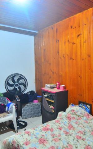 Casa à venda com 120m², 3 quartos e 2 vagasQuarto 3