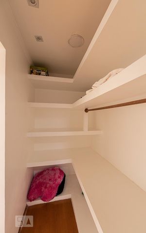 Casa à venda com 201m², 3 quartos e 6 vagasSuite 3