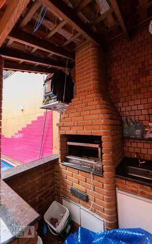 Casa à venda com 201m², 3 quartos e 6 vagasÁrea comum - Churrasqueira