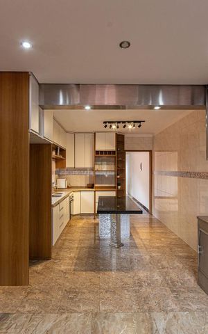 Casa à venda com 201m², 3 quartos e 6 vagasCozinha