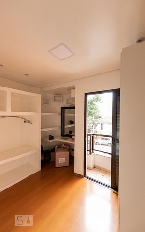 Casa à venda com 201m², 3 quartos e 6 vagasSuite 1
