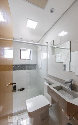 Casa à venda com 201m², 3 quartos e 6 vagasBanheiro Social