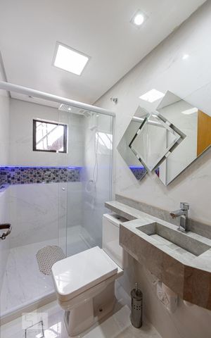 Casa à venda com 201m², 3 quartos e 6 vagasBanheiro Social