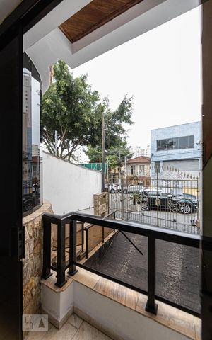 Casa à venda com 201m², 3 quartos e 6 vagasSala