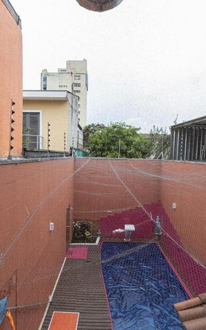 Casa à venda com 201m², 3 quartos e 6 vagasÁrea de Serviço