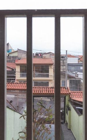 Casa à venda com 100m², 2 quartos e 2 vagasVista sala