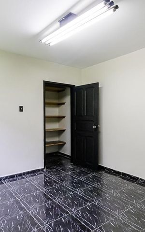 Casa para alugar com 200m², 3 quartos e 2 vagas Casa para alugar com 200m², 3 quartos e 2 vagasQuarto 1