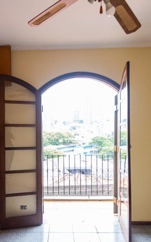 Casa à venda com 310m², 3 quartos e 4 vagasQuarto