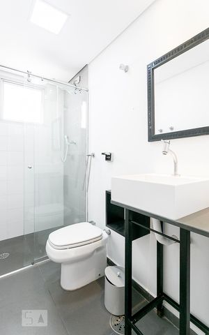 Apartamento para alugar com 63m², 2 quartos e 1 vaga Apartamento para alugar com 63m², 2 quartos e 1 vagaBanheiro