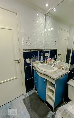 Apartamento à venda com 136m², 3 quartos e 5 vagasBanheiro