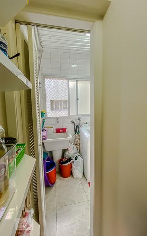 Apartamento à venda com 136m², 3 quartos e 5 vagasDispensa