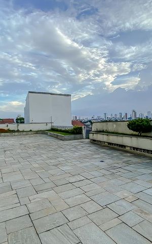 Apartamento à venda com 136m², 3 quartos e 5 vagasArea Comun