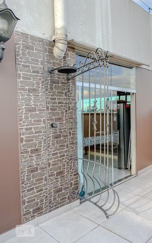 Apartamento à venda com 136m², 3 quartos e 5 vagasDetalhe Quintal