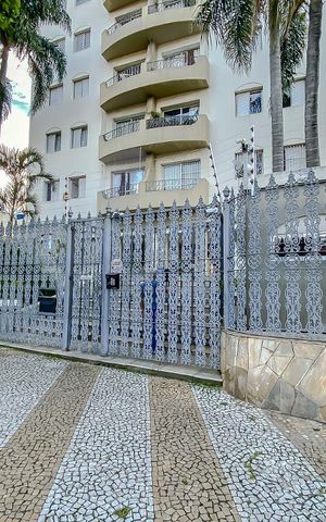 Apartamento à venda com 136m², 3 quartos e 5 vagasFachada