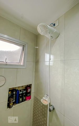 Apartamento à venda com 136m², 3 quartos e 5 vagasDetalhe Banheiro da Suite