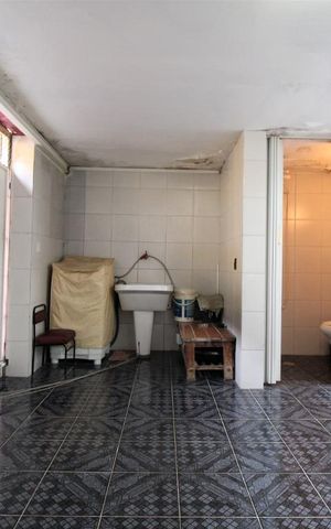 Casa à venda com 120m², 2 quartos e 1 vagaÁrea de serviço
