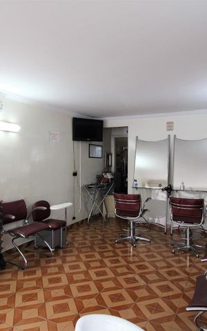 Casa à venda com 120m², 2 quartos e 1 vagaSala