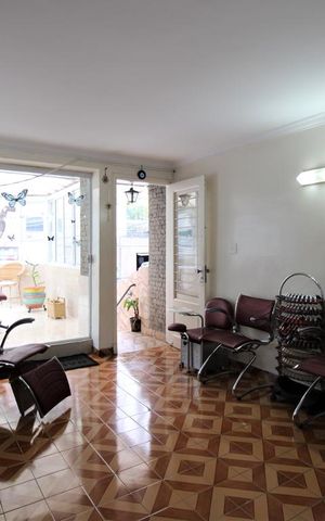 Casa à venda com 120m², 2 quartos e 1 vagaSala