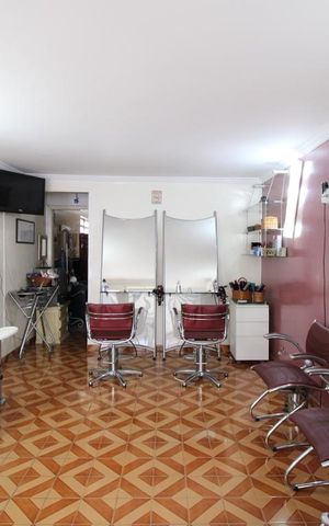 Casa à venda com 120m², 2 quartos e 1 vagaSala