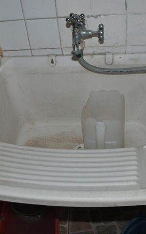 Casa à venda com 70m², 2 quartos e 1 vagaÁrea de serviço