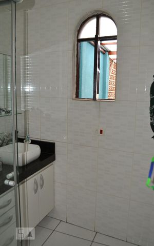 Casa à venda com 70m², 2 quartos e 1 vagaBanheiro