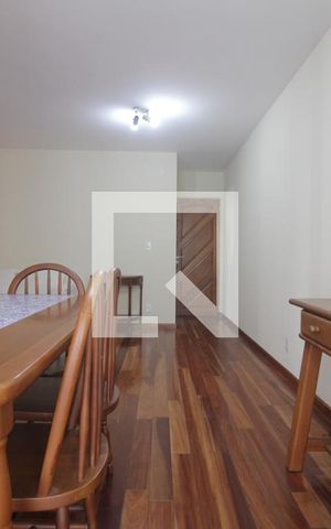 Apartamento à venda com 80m², 3 quartos e 2 vagasSala
