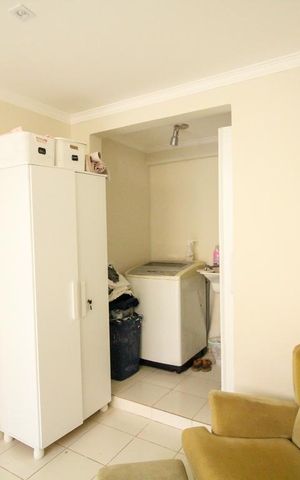 Casa à venda com 180m², 3 quartos e 2 vagasÁrea de Serviço