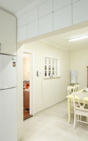 Casa à venda com 180m², 3 quartos e 2 vagasCozinha