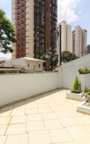 Casa à venda com 180m², 3 quartos e 2 vagasVaranda da Sala