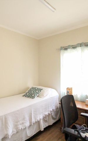 Casa à venda com 180m², 3 quartos e 2 vagasQuarto 2