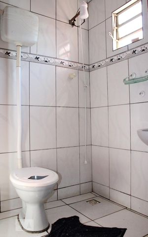 Casa à venda com 212m², 4 quartos e 2 vagasBanheiro 2