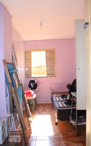 Casa à venda com 212m², 4 quartos e 2 vagasQuarto 1